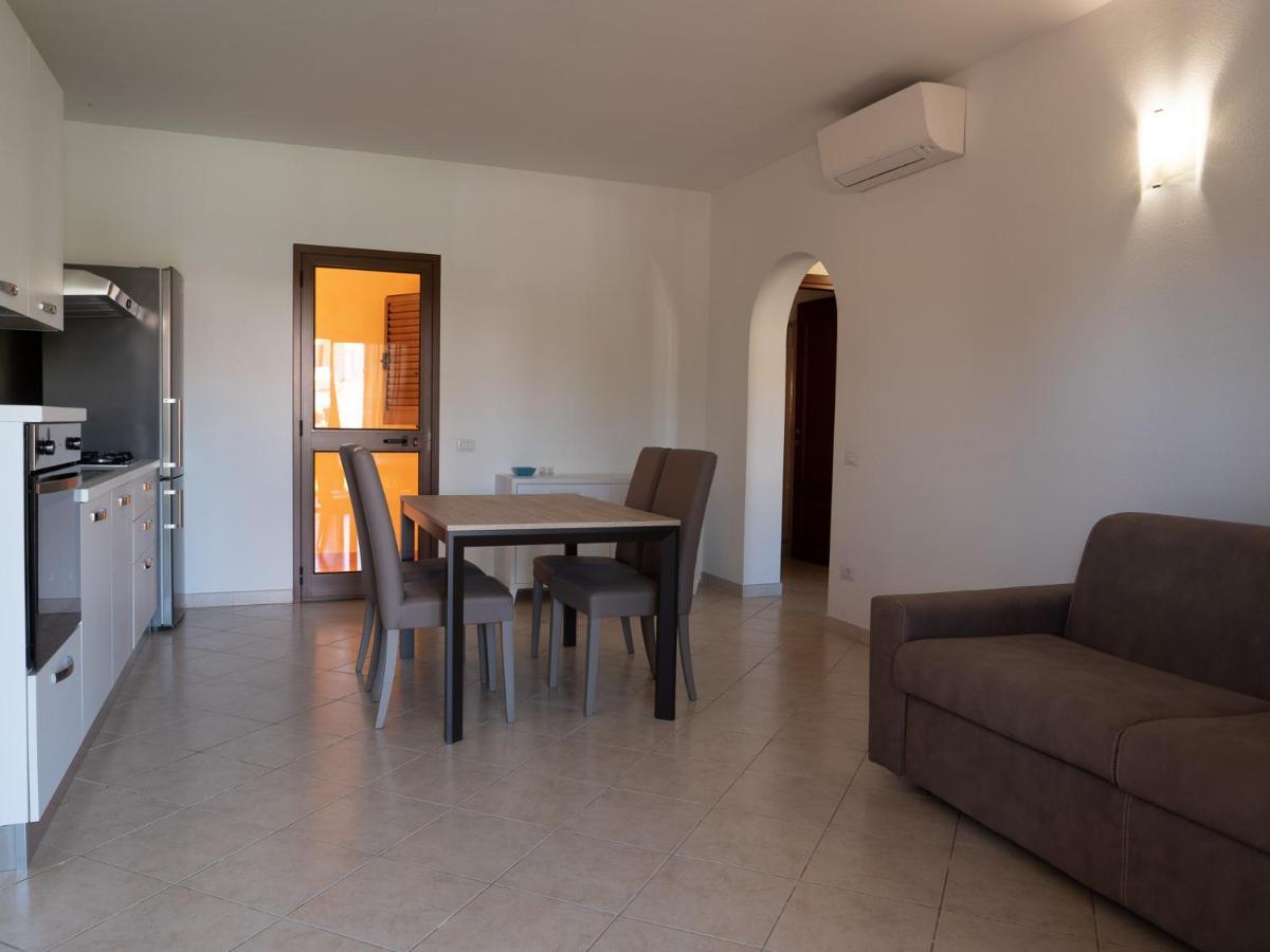 Casa Vacanza La Suaredda San Teodoro  Exterior foto