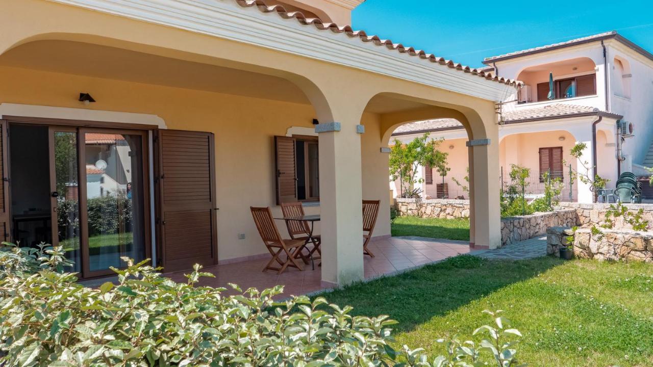 Casa Vacanza La Suaredda San Teodoro  Exterior foto