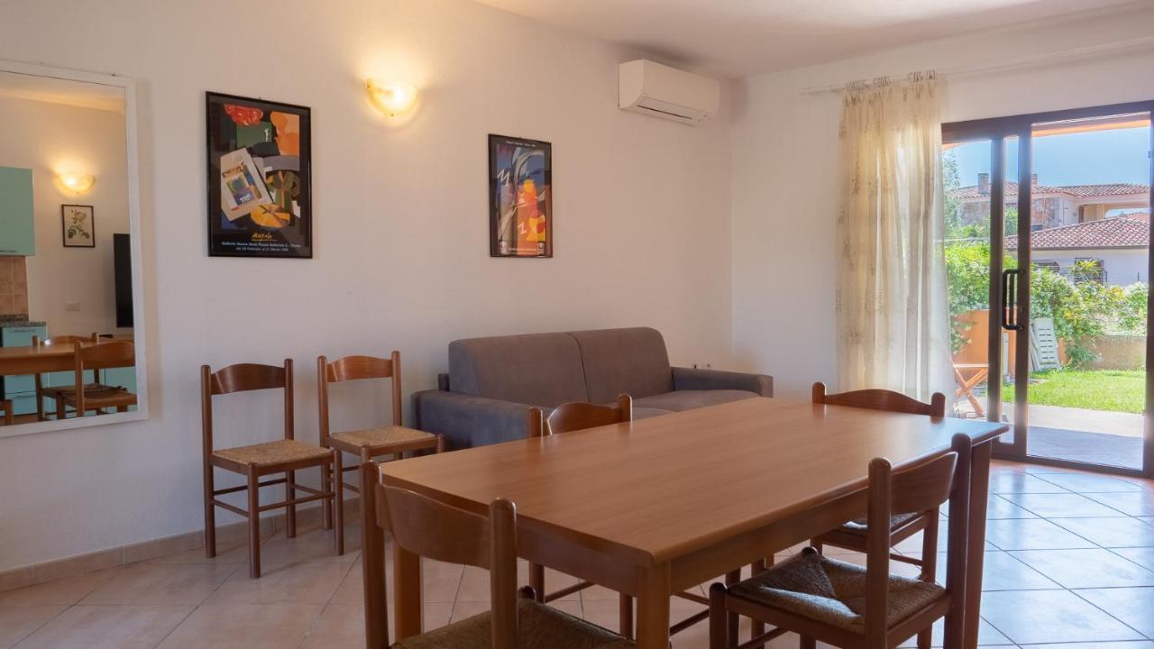 Casa Vacanza La Suaredda San Teodoro  Exterior foto