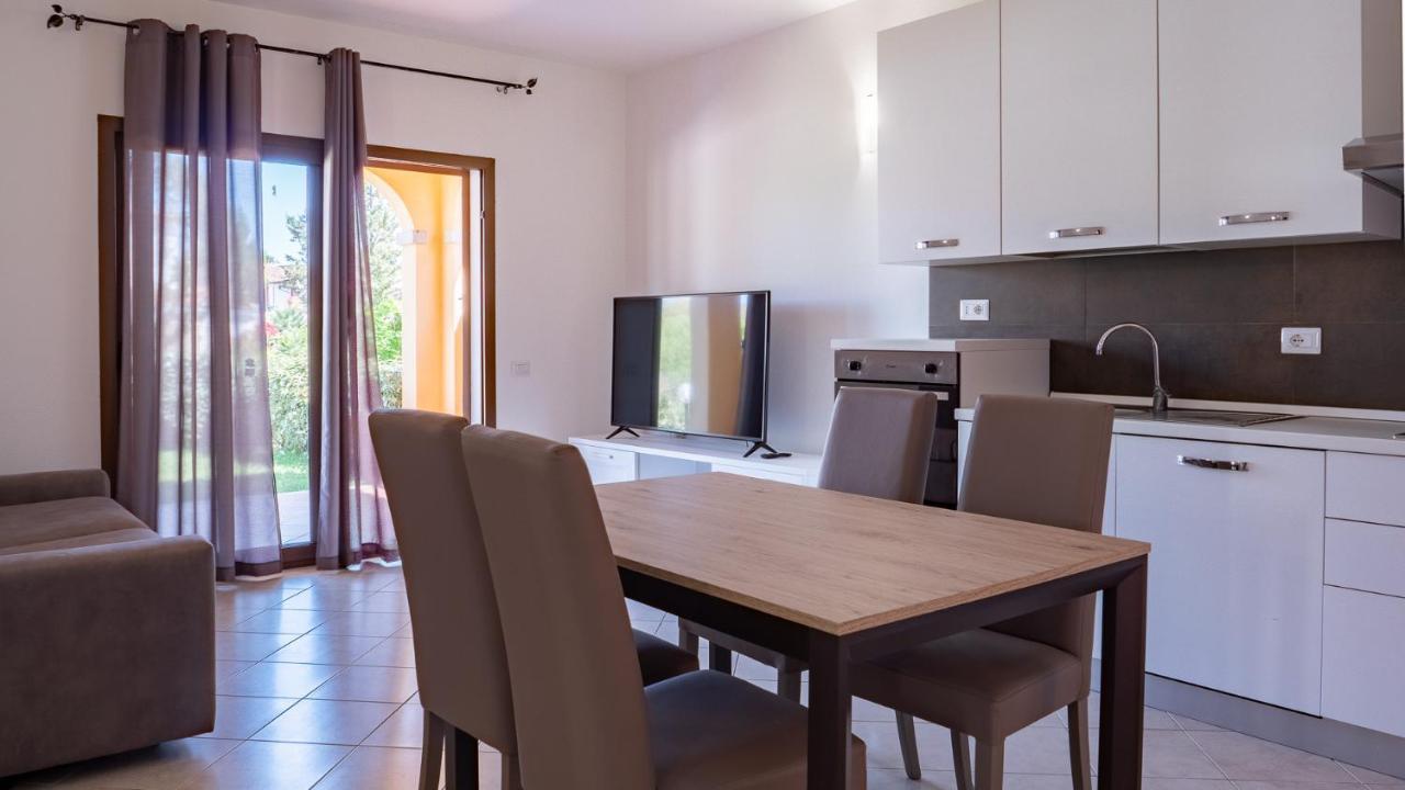 Casa Vacanza La Suaredda San Teodoro  Exterior foto